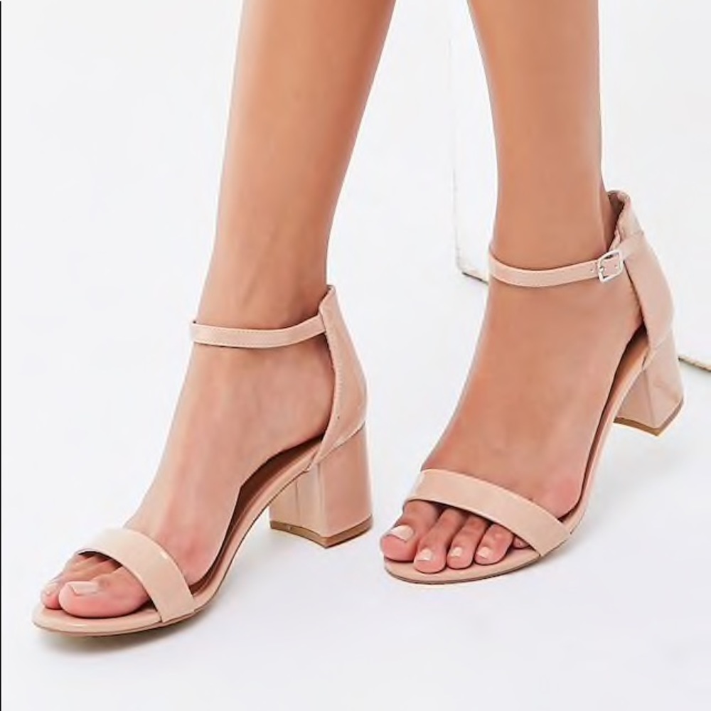 👡 Open Toe Nude Block Heels